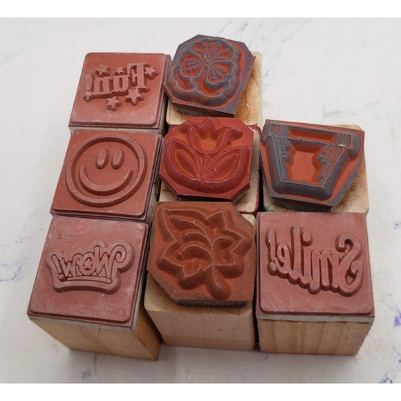 Lot of 8 Random Spring and Sayings 1x1 Inch Wood Mounted Rubber Stamps - Picture 2 of 5